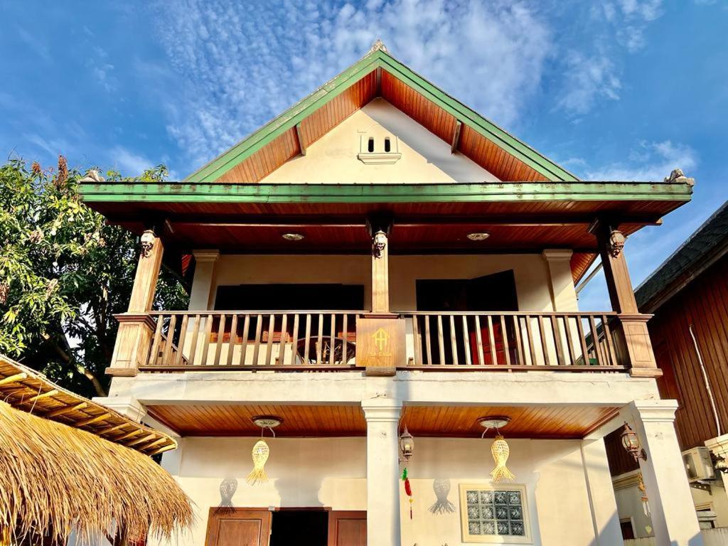 La Casa Hostel Luang Prabang Exterior foto